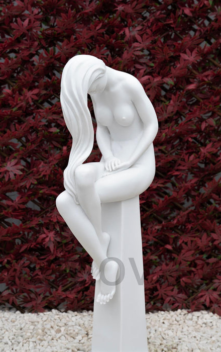 Dinova Cybele White Statue